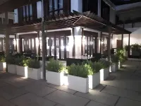 Millinov Boutique Hotel Hotel dekat Pemandian Meranti