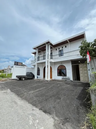 Belazee homestay Отели в г. Центральный Ачех