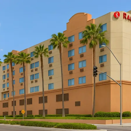 Ramada by Wyndham Hawthorne LAX / LA Stadium