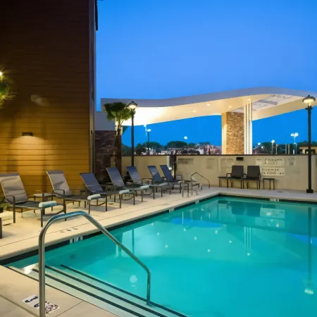 Fairfield Inn & Suites San Diego North/San Marcos Отели в г. Хидден Медоус