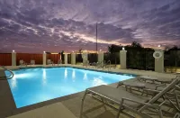 Holiday Inn Express & Suites Brookshire - Katy Freeway Hotel a Simonton