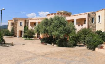 Maria Caderina Green Village