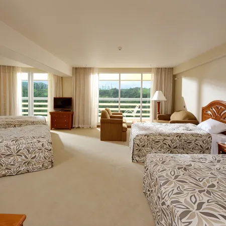 Rizzan Sea Park Hotel Tancha Bay Отели рядом с достопримечательностью «National Institute of Information and Communications Technology Okinawa Electromagnetic Wave Technol»