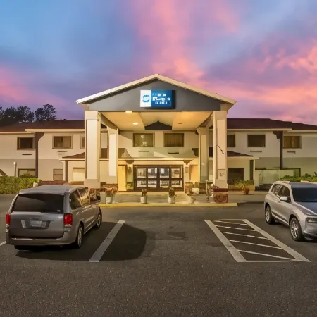 Best Western Wakulla Inn  Suites