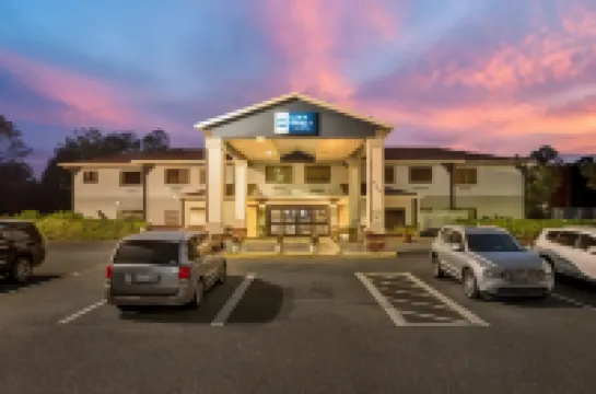 Best Western Wakulla Inn  Suites