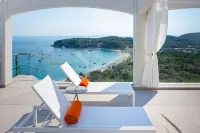 Livinghome Suites - Mountain view