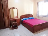 Carita Beach Front - Lippo Kondominium Hotel a Saketi