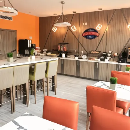 Baymont by Wyndham Houston Hobby Airport