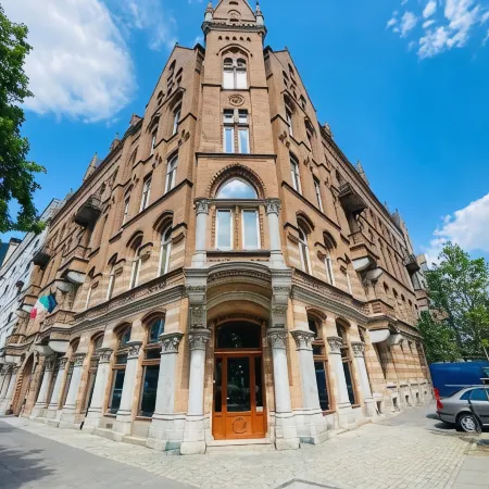Residence 1898 Отели рядом с достопримечательностью «Уяздовский дворец»