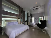 Cabin15 -Syariah Hotels in Sananwetan