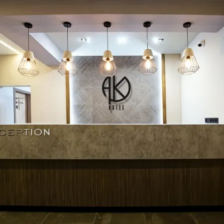 Арка Отели рядом с достопримечательностью «Историко-краеведческий музей г. Уссурийск»