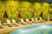 瓜魯雅費拉雷託 SPA 飯店