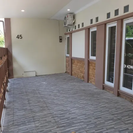 De Hanami Homestay