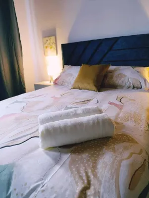 Colitalia Apartments - Homestays