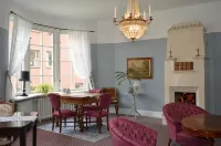 Leopold Boutique Hotel - breakfast