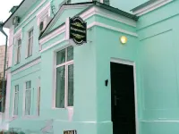 Voskresenskaya Mini-Hotel - 駐車場