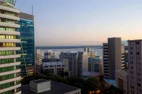 The Quadrant Hotel & Suites - Sea View