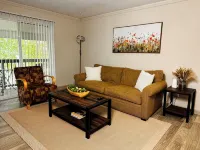 Your Place at the Battery. Walking Distance to Truist Park, the Battery and Roxy - 3성급