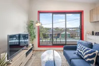 The Zen Den - Secret Refuge on Birch Street