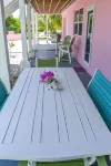 Lillian's Bungalows - Ground Floor Retreat