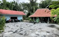 Villa Kamar Tamu Selomartani