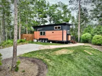 Near Pictured Rocks and trails, access to AuTrain River, has private hot tub - 무료 와이파이
