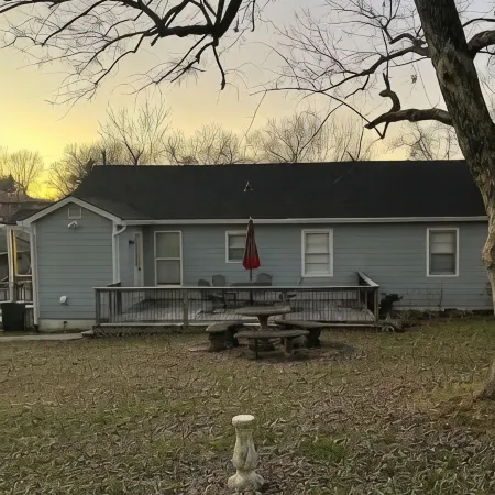 Cozy Cottage Downtown Cleveland