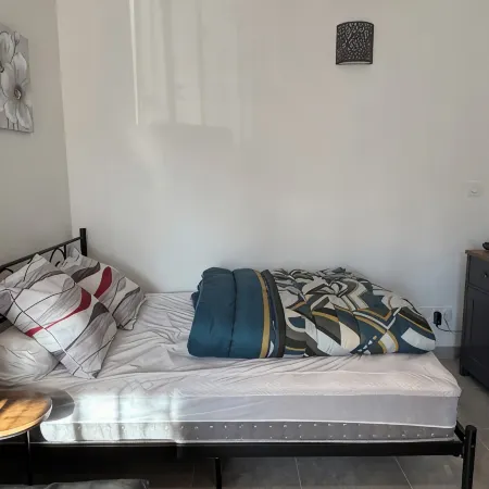 Cosy apartment with garden in Drôme Provençale