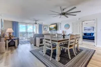 SIMPLY AMAZING VIEWS WITH 3 BALCONIES!! 4BR/4B/  ON THE INTRACOASTAL WATERWAY - 4-Star