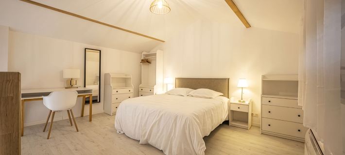 Apartment Comfortable in the Centre of Pau: Parking, AC... Hotels in Pau