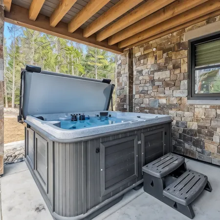 Luxurious 2025 build 4-bdrm townhome in Keystone - Closest to lifts w/ hot tub