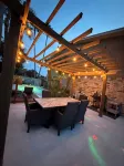 Superb 3-bedroom house with AC in McAllen. Diana's Pool House - บังกะโล