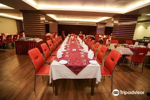 Royal Beach Resort