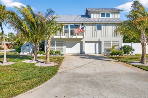 Oasis~2Min Walk to Gulf,3 King+Twin Bunk,Salt Pool+Spa,Golf,Bikes,Bocce+Cornhole - Wi-Fi