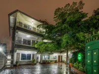 Javilla Eagles Safari Guest house - Bed and Breakfasts