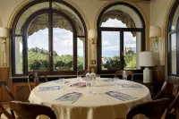 Hotel Villa Cipriani - breakfast