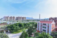 Banmu Hotel (Quanzhou High Speed Railway Station)