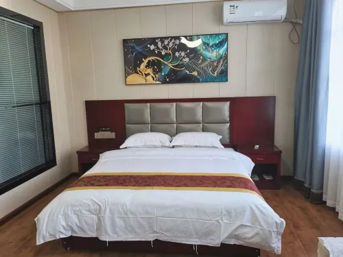 Ejina Grand American Hotel - Airport Shuttle