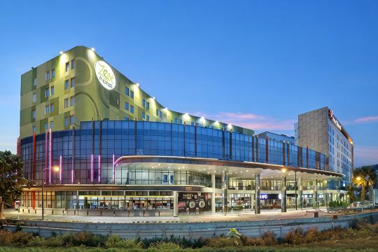 Zest Hotel Airport Jakarta Hotels in Benda