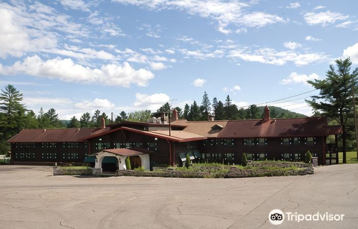 Auberge Alpine Inn