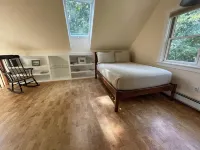 Charming Camden Home in a quiet and convenient location - 3-Star
