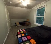 3BR Lacona Cabin: AC, Trails Access, Family + Pet-Friendly