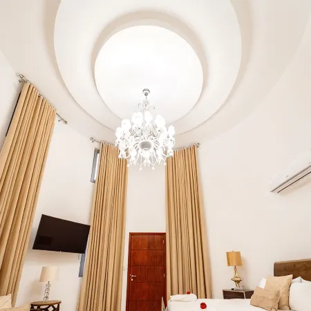 Luxury Private Villa in Cocotal, Pool Golf, Events, Beach Club Access
