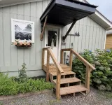The Lakeside Cottage with 2 docks, pet friendly  in Hiawassee, GA - 3-Star