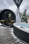 Luxury Airstream Glamping Unit 4 of 6, On-Site Hiking, Private Hot Tub and Sauna