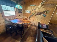 Lakefront Cabin-Giant Covered Porch-Gourmet Kitchen. Boulder Fire Pit! Bliss!!