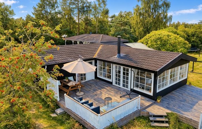 Summer House Near Beach and Forest with Large Garden