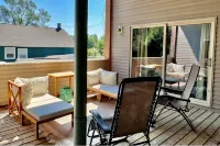 Modern, Spacious Loft in Douglas with Free Parking!