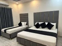 Bnb Royal Galaxy Family Hotel