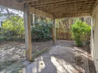 🏡Central Nags Head⛱ Walk to the Beach or Sound🐕‍🦺Dog Friendly🐶Fenced In Yard - Hot Tub